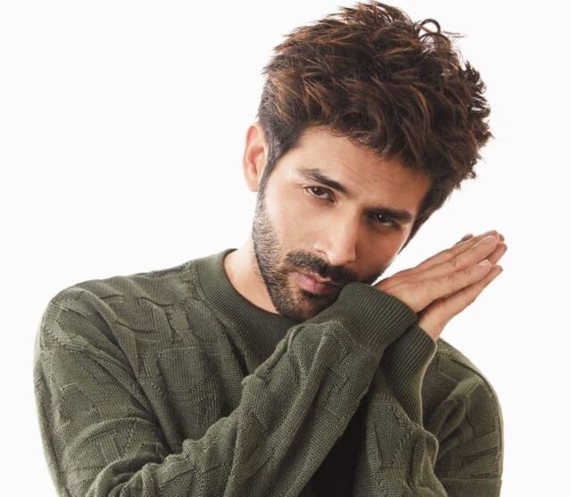 Kartik Aaryan Biography, Age, Education, Career, Girlfriend, Net Worth