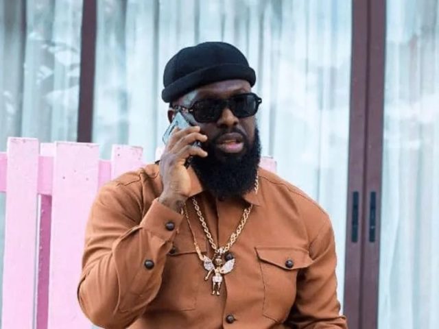 Timaya: Celebrity Billionaire Who Is Hiring Someone To Shake Hands Of His Fans On His Behalf