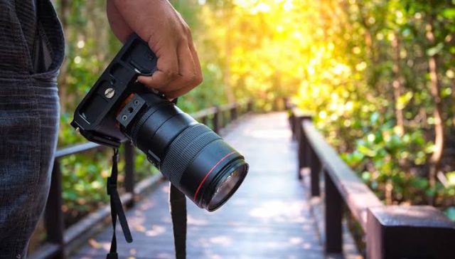 Drama as Photographer Realizes His Camera Captured Nothing After a Wedding